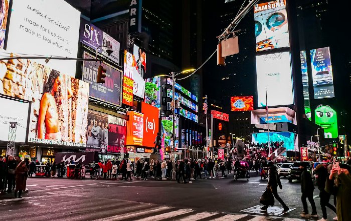 Article Image for How to Build a Marketing Strategy for a Global Audience